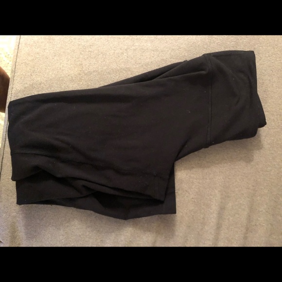 Lululemon pants 4 - Picture 5 of 5